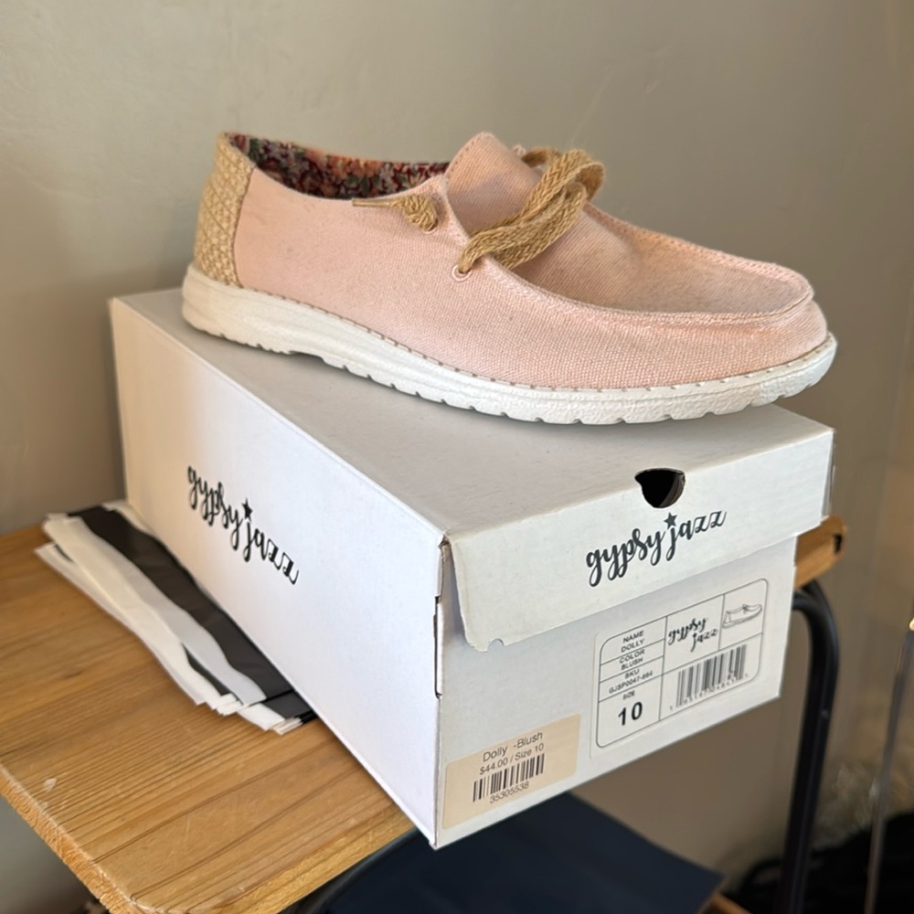 Size 10 Gypsy Jazz Dolly Blush